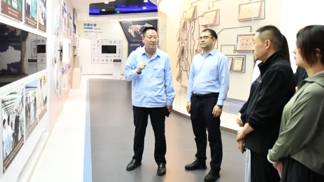 ff8080819854dc5a8040199cbef32ad1656 ͼƬ